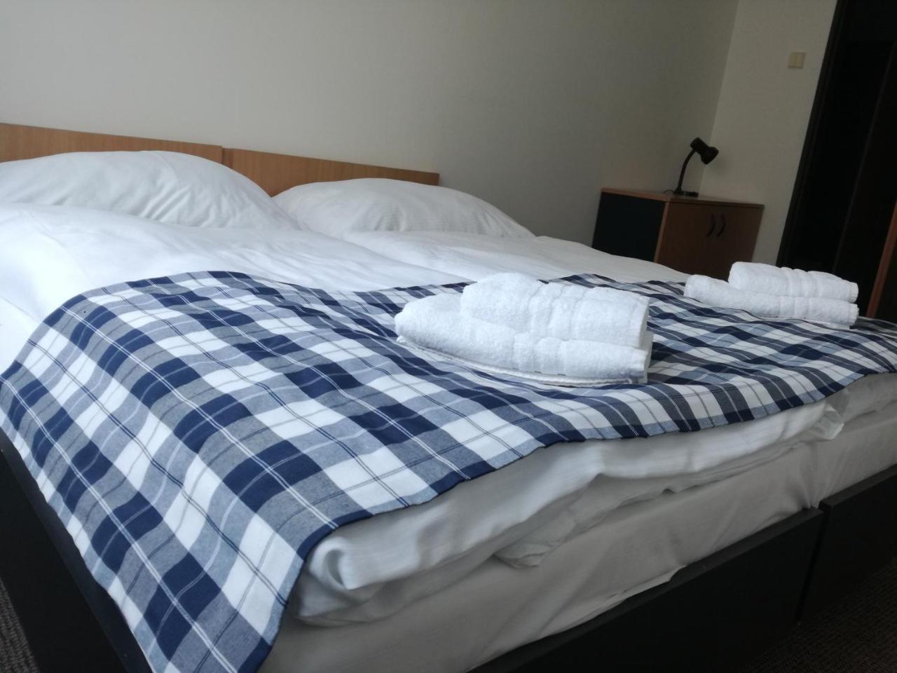 Hotel Hlaska Zlenice Εξωτερικό φωτογραφία